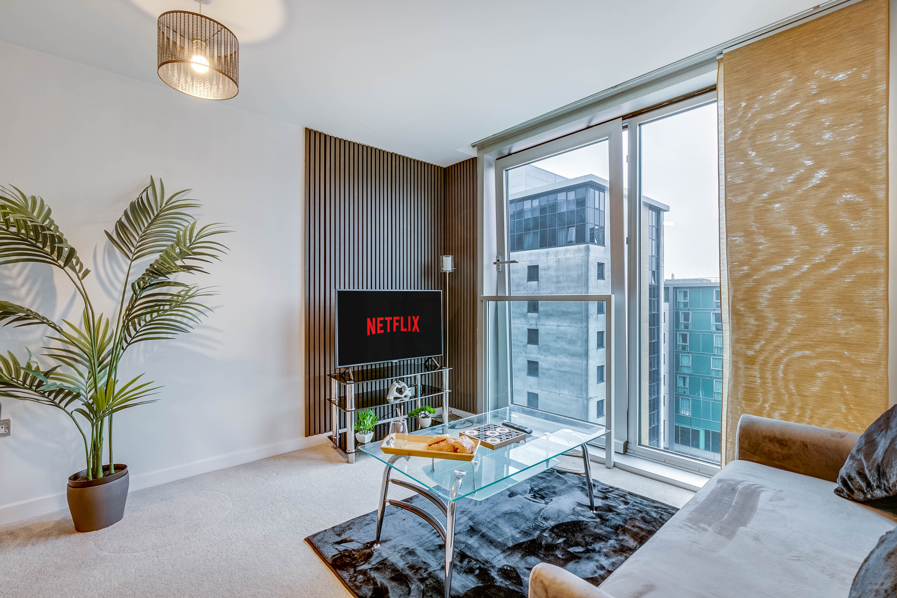 Ruby City Stay - Image 10